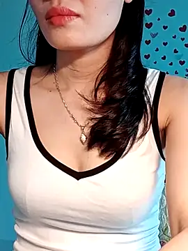 Snapshot of Hinna_x chatting on 06-28-26, 01:56 Hinna x online show from 06-28-26, 01:56