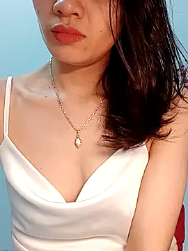 Snapshot of Hinna_x chatting on 04-18-26, 01:46 Hinna x online show from 04-18-26, 01:46