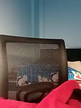 Hinna x online show from 12-23-25, 02:33