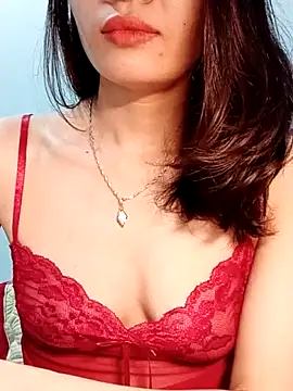 Snapshot of Hinna_x chatting on 04-19-26, 08:55 Hinna x online show from 04-19-26, 08:55