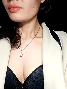 Hinna x online show from 12-15-25, 08:36