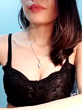 Hinna x online show from 03-27-26, 01:47