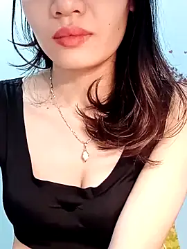 Snapshot of Hinna_x chatting on 04-27-26, 09:02 Hinna x online show from 04-27-26, 09:02