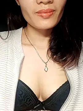 Hinna x online show from 12-22-25, 02:28