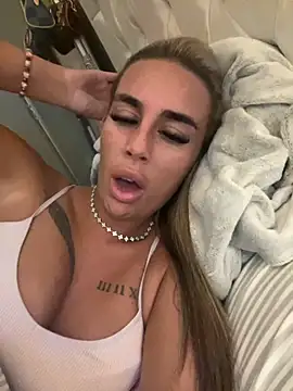 EllieMaeBaby online show from 10-15-25, 09:01