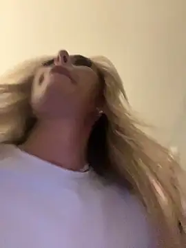 EllieMaeBaby online show from 11-16-25, 05:39