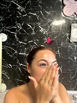 AroraAngel online show from 10-21-25, 01:21