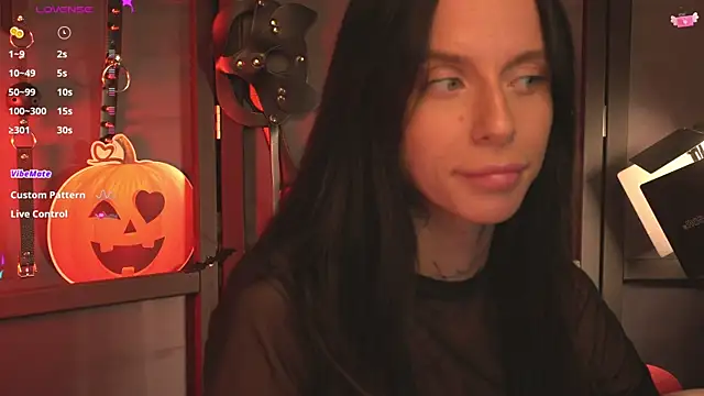 Snapshot of livia_starwars chatting on 10-29-25, 09:36 livia starwars online show from 10-29-25, 09:36