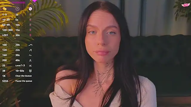 livia starwars online show from 11-16-25, 10:02