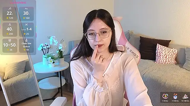 Snapshot of EsmaWonka chatting on 02-28-26, 07:08 EsmaWonka online show from 02-28-26, 07:08