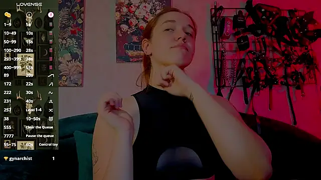 the high priestess online show from 05-08-26, 05:11