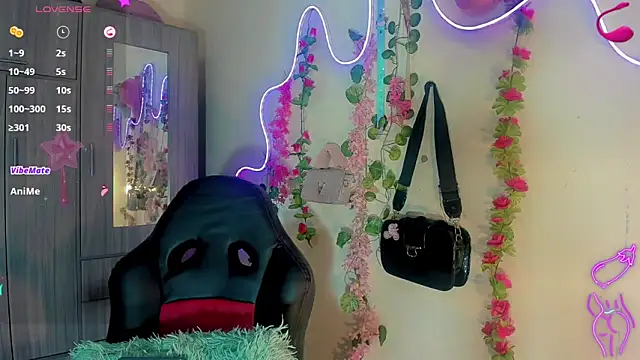 Snapshot of Cata_MW chatting on 02-17-26, 07:11 Cata MW online show from 02-17-26, 07:11