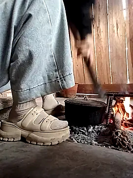 daisy will online show from 12-22-25, 03:39