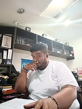 Rolo-Sumiso online show from 11-13-25, 05:17