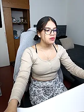 asumi 18 online show from 09-12-25, 02:06