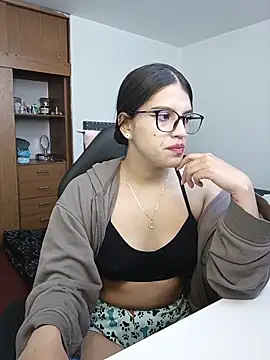 asumi 18 online show from 10-09-25, 02:06