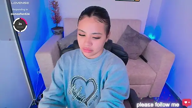 nicemiiaa7  online show from 02-14-26, 02:56