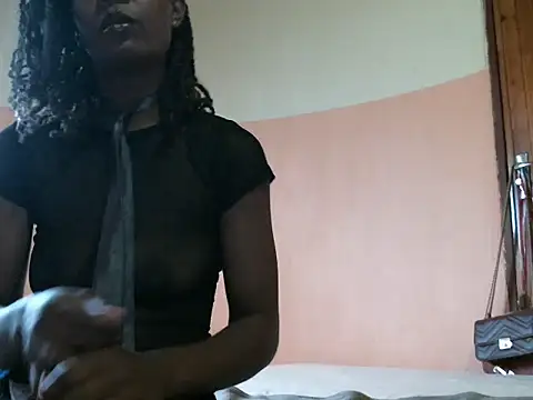 Pretty miss devilxxx35 online show from 10-30-25, 07:06