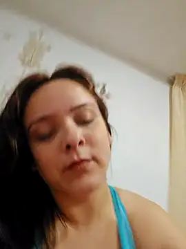 ARALUNAA online show from 12-14-25, 10:37