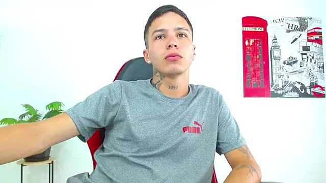 Cumandres18 online show from 04-10-26, 02:35