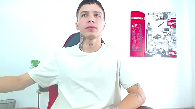 Cumandres18 online show from 12-19-25, 02:30