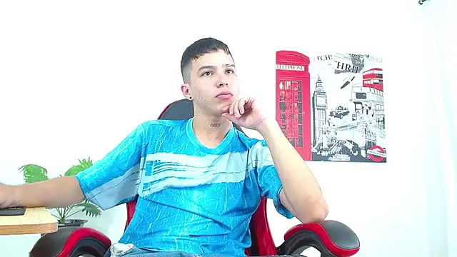 Cumandres18 online show from 09-30-25, 02:01