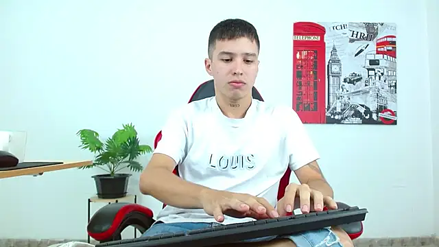 Cumandres18 online show from 10-09-25, 01:55