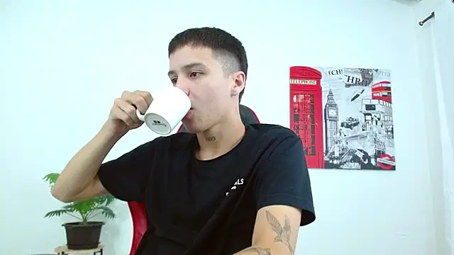 Cumandres18 online show from 11-14-25, 02:10