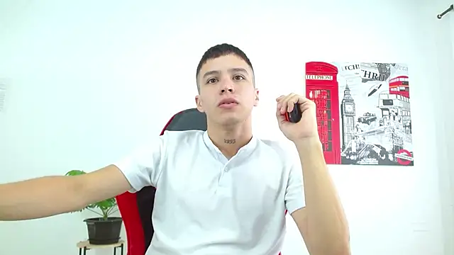 Cumandres18 online show from 11-19-25, 01:55