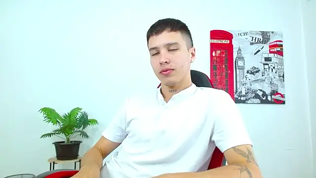 Cumandres18 online show from 11-27-25, 02:17