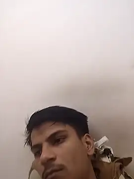 Snapshot of KaranSingh0m chatting on 05-24-26, 07:30 KaranSingh0m online show from 05-24-26, 07:30