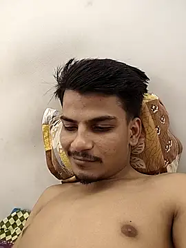 Snapshot of KaranSingh0m chatting on 05-07-26, 09:51 KaranSingh0m online show from 05-07-26, 09:51