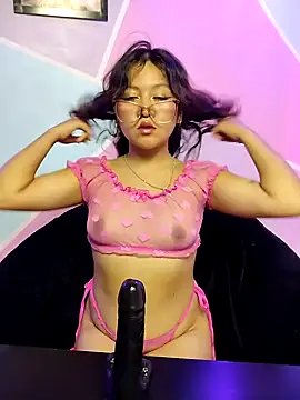 Snapshot of catalina_santana20 chatting on 10-11-25, 09:05 catalina santana20 online show from 10-11-25, 09:05