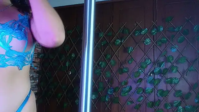 catalina santana20 online show from 11-12-25, 10:24