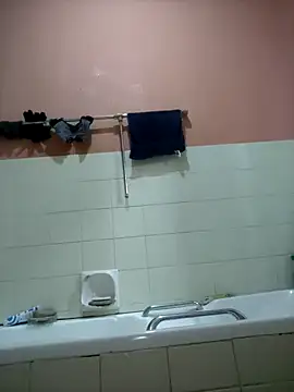 Kateera1 online show from 10-17-25, 06:43