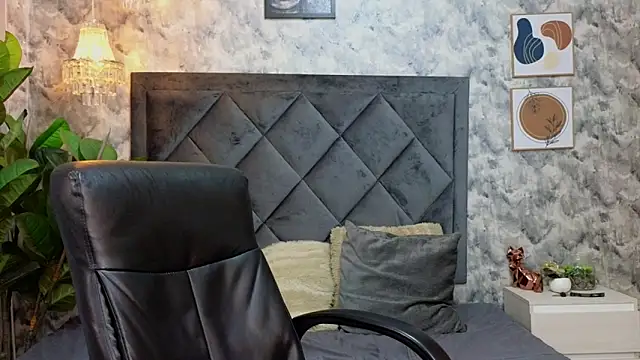 Apolo rousse1 online show from 11-05-25, 09:51