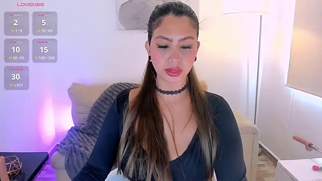 Snapshot of Agatha_brown1 chatting on 04-23-26, 04:41 Agatha brown1 online show from 04-23-26, 04:41