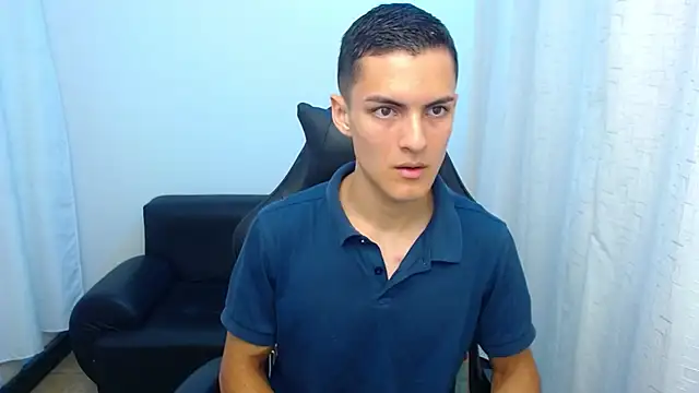 Matiius18 online show from 03-04-26, 01:52