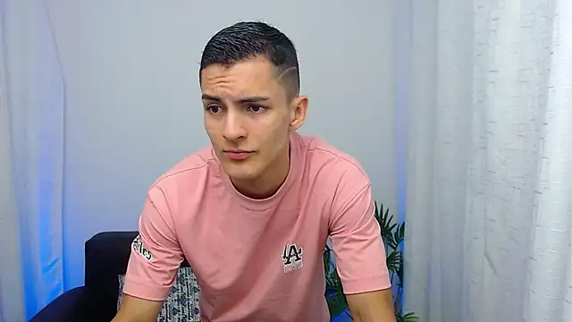 Matiius18 online show from 11-09-25, 01:48