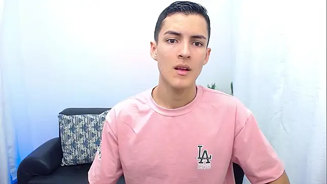 Matiius18 online show from 12-17-25, 02:00