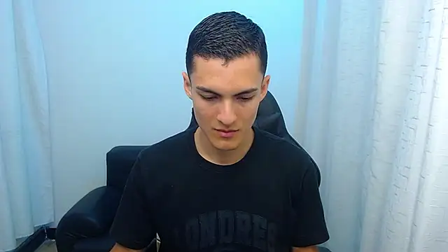 Matiius18 online show from 04-12-26, 03:15