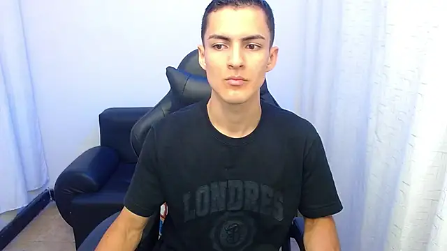 Matiius18 online show from 02-07-26, 01:41