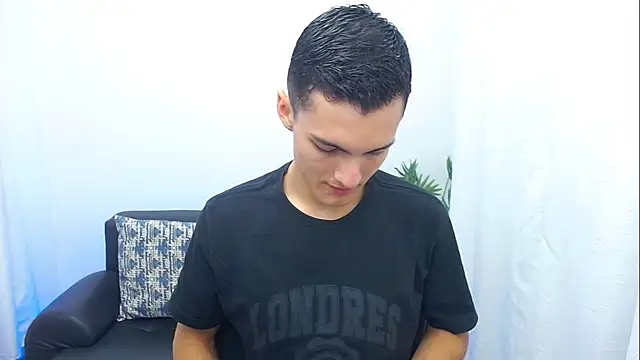 Matiius18 online show from 12-15-25, 01:50