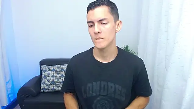 Matiius18 online show from 12-18-25, 02:10