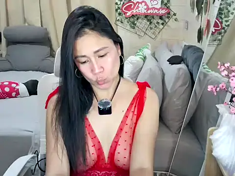 Shiawase1125 online show from 09-12-25, 11:26