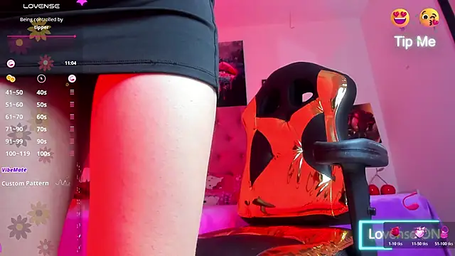 Snapshot of Lola_wish1 chatting on 02-27-26, 10:20 Lola wish1 online show from 02-27-26, 10:20