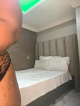 BQueen223 online show from 11-16-25, 10:57