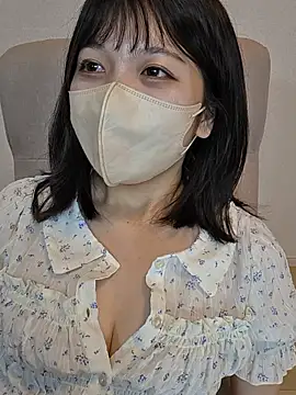 Snapshot of Sakura-japanese- chatting on 07-24-26, 12:56 Sakura-japanese- online show from 07-24-26, 12:56