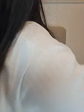 Snapshot of Sakura-japanese- chatting on 07-25-26, 01:06 Sakura-japanese- online show from 07-25-26, 01:06