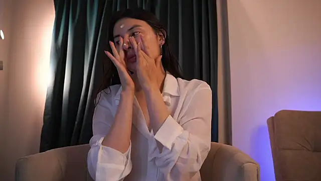 Auralea online show from 03-31-26, 04:47